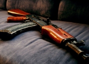 LOL决赛-佩德里点亮沙丘之夜，2026世界杯E组强强对话，瑞士以钢铁防线力克智利，全场压制演绎战术经典