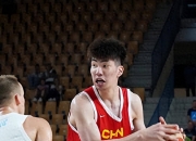 英雄联盟总决赛直播-厄立特里亚球员在国际篮球联赛中崭露头角