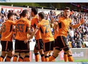 英雄联盟总决赛2025-狼队赢得激烈交锋，豪取三分