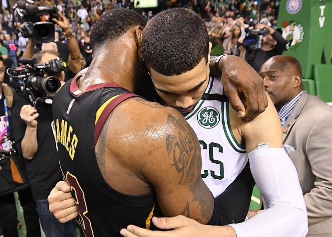 骑士翻盘太阳，塔图姆带队取胜