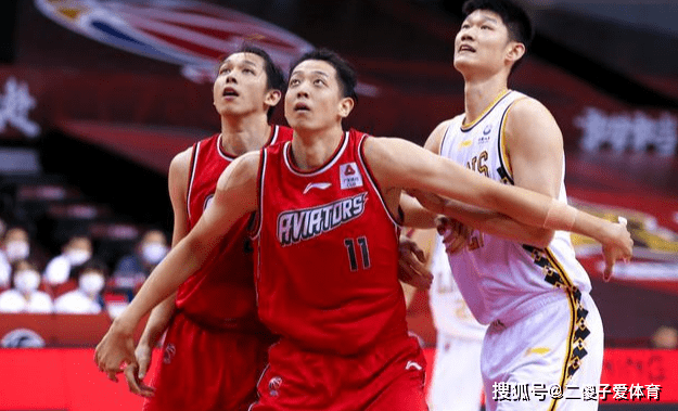 魔术险胜爵士，胡金秋刷新纪录