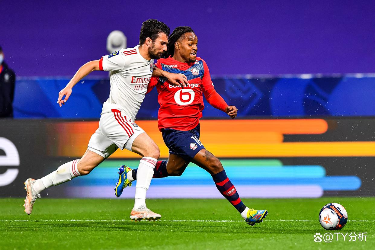 里尔在主场击败对手,继续保持不败 里尔在主场击败对手,继续保持不败