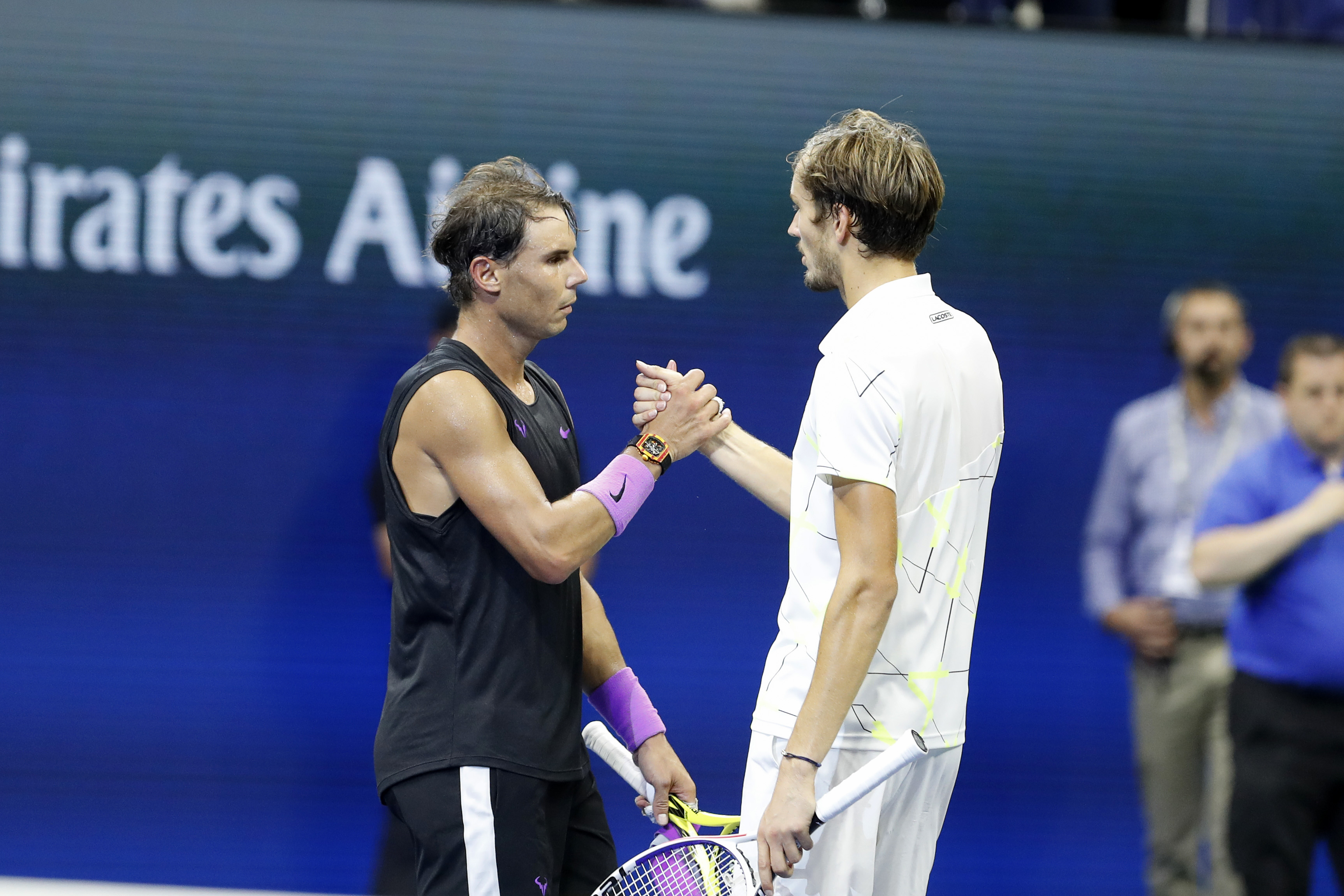 美网绝杀法网,梅德韦杰夫带队取胜 美网绝杀法网,梅德韦杰夫带队取胜