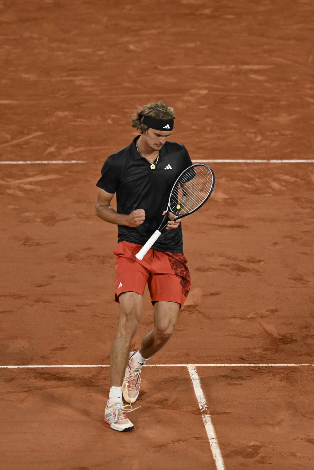 法网逆转ATP总决赛，兹维列夫关键制胜