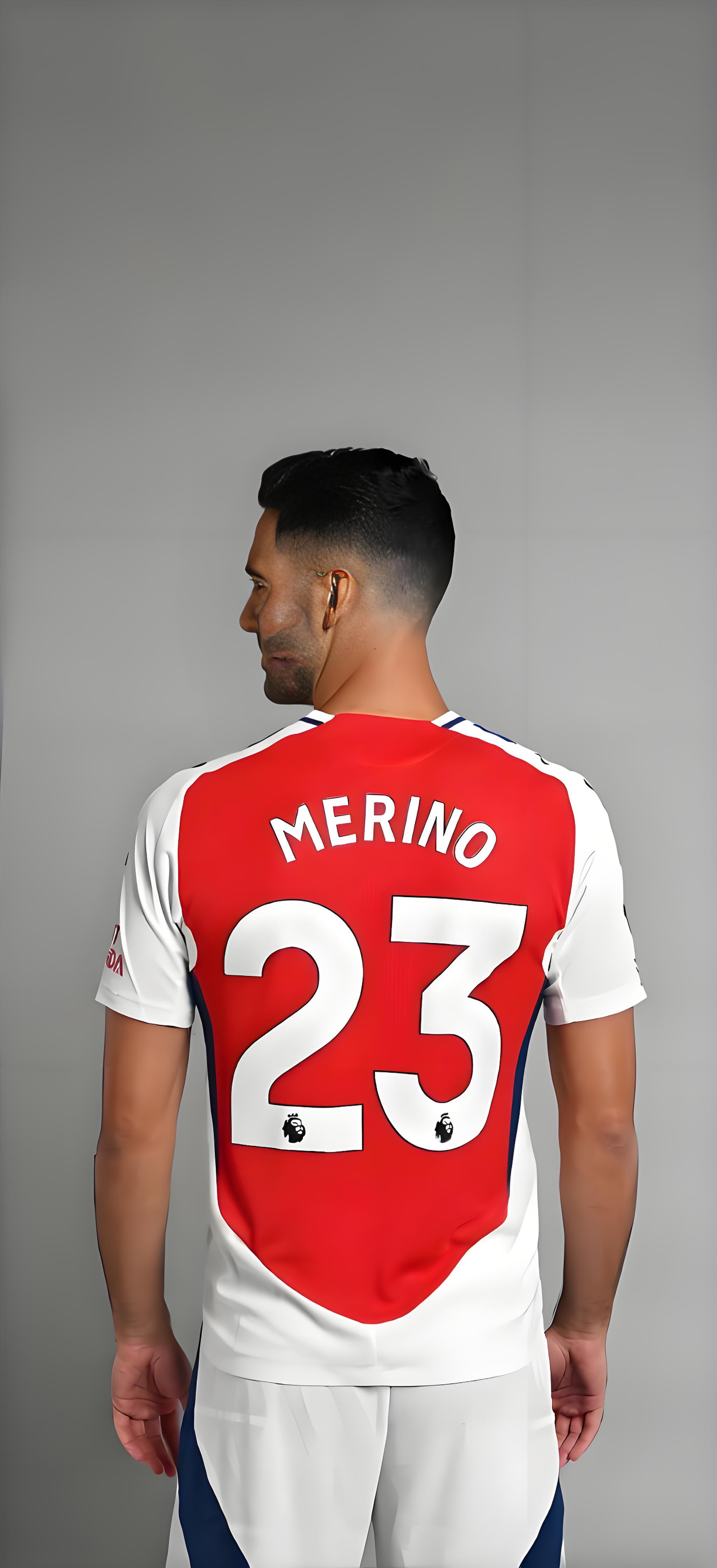 英格兰碾压阿森纳，奥亚尔萨瓦尔统治全场