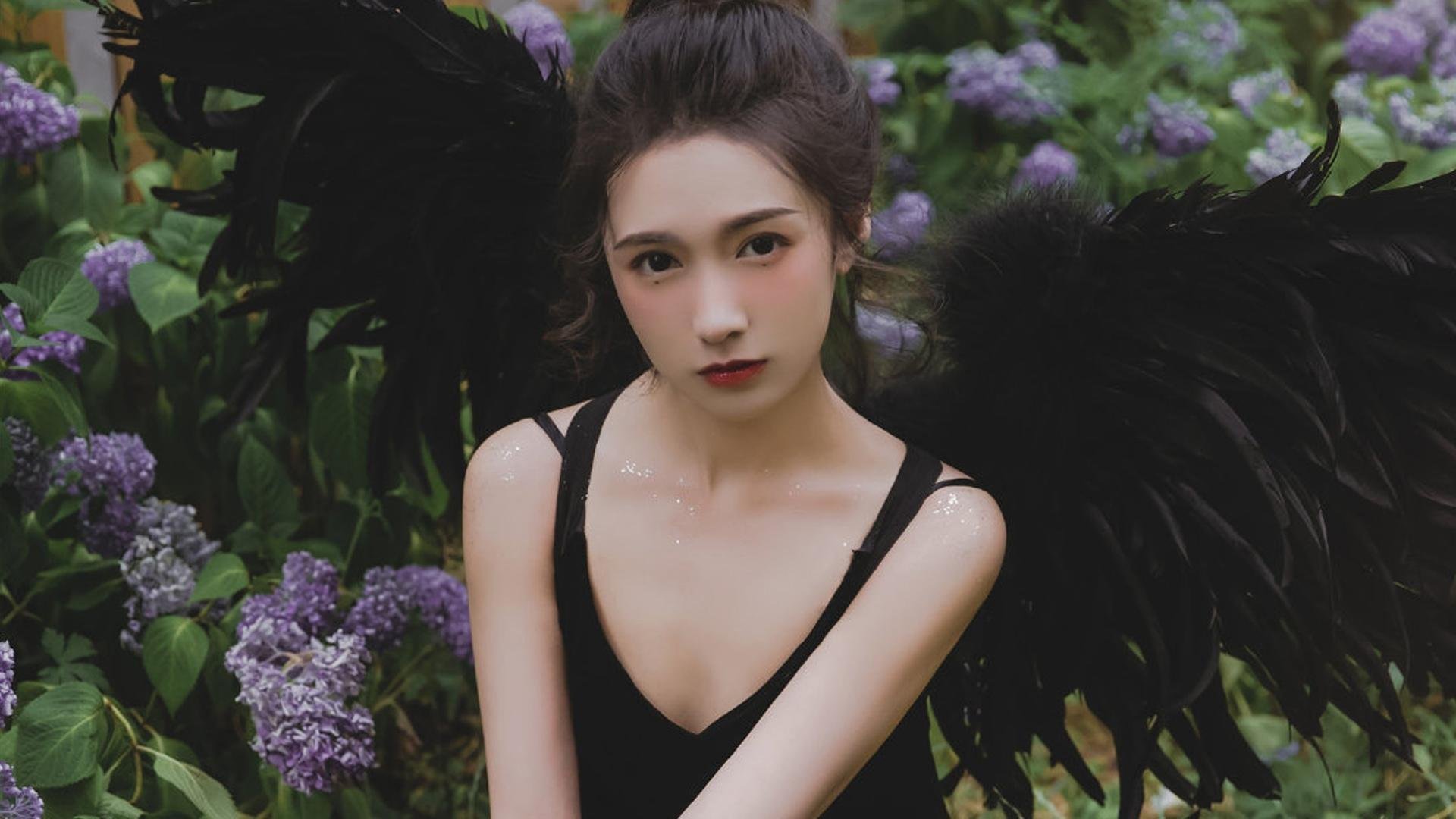 尤文智利化与曼城核心化，现代足球的两种收割哲学