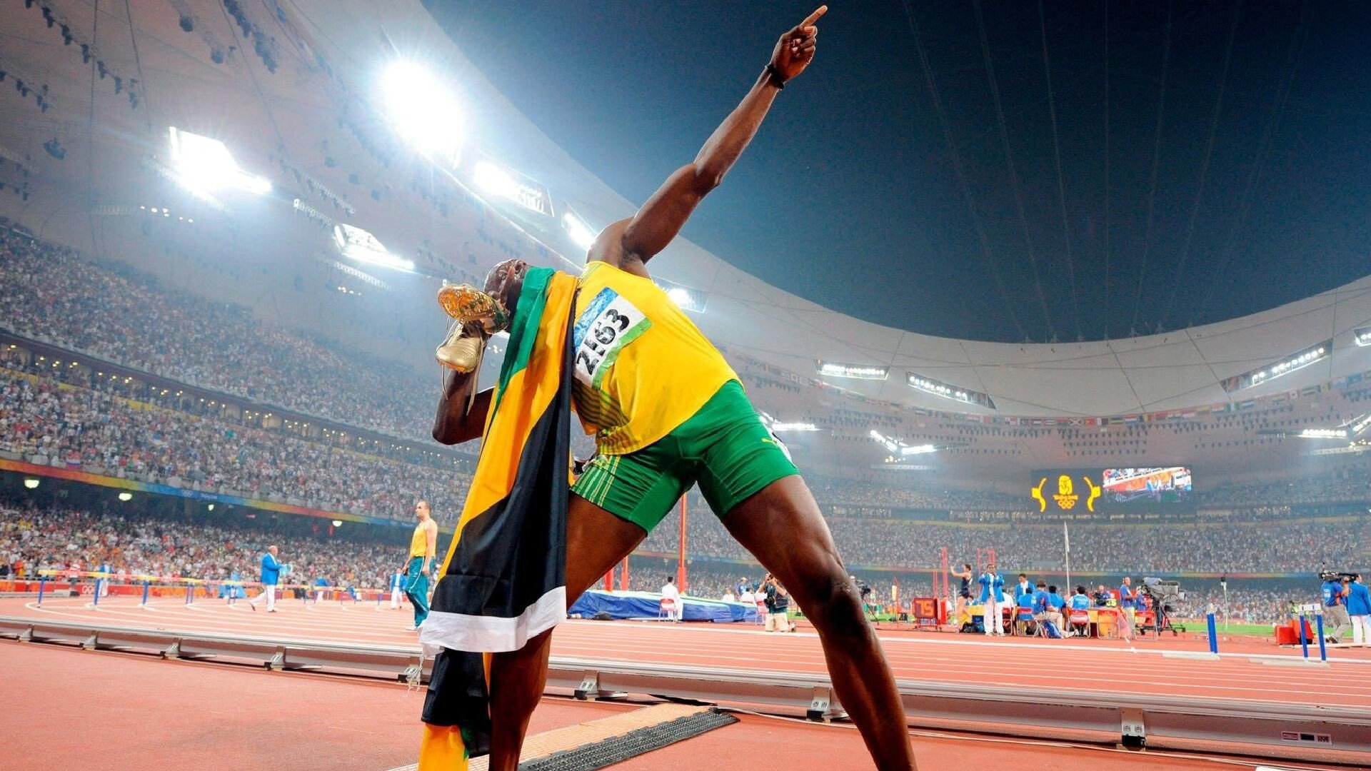 北欧海盗与南美巫师,当霍伊别尔为皇家社会带走丹麦,迪巴拉在世纪之战接管灵魂