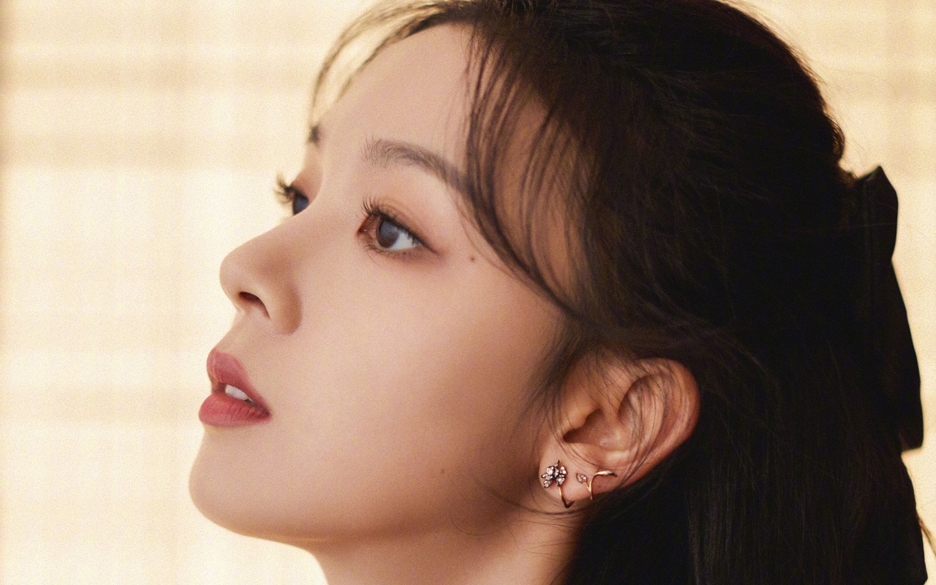 美加墨世界杯前夕的跨界焦点，快船硬仗取胜深圳队，篮球与足球的激情碰撞