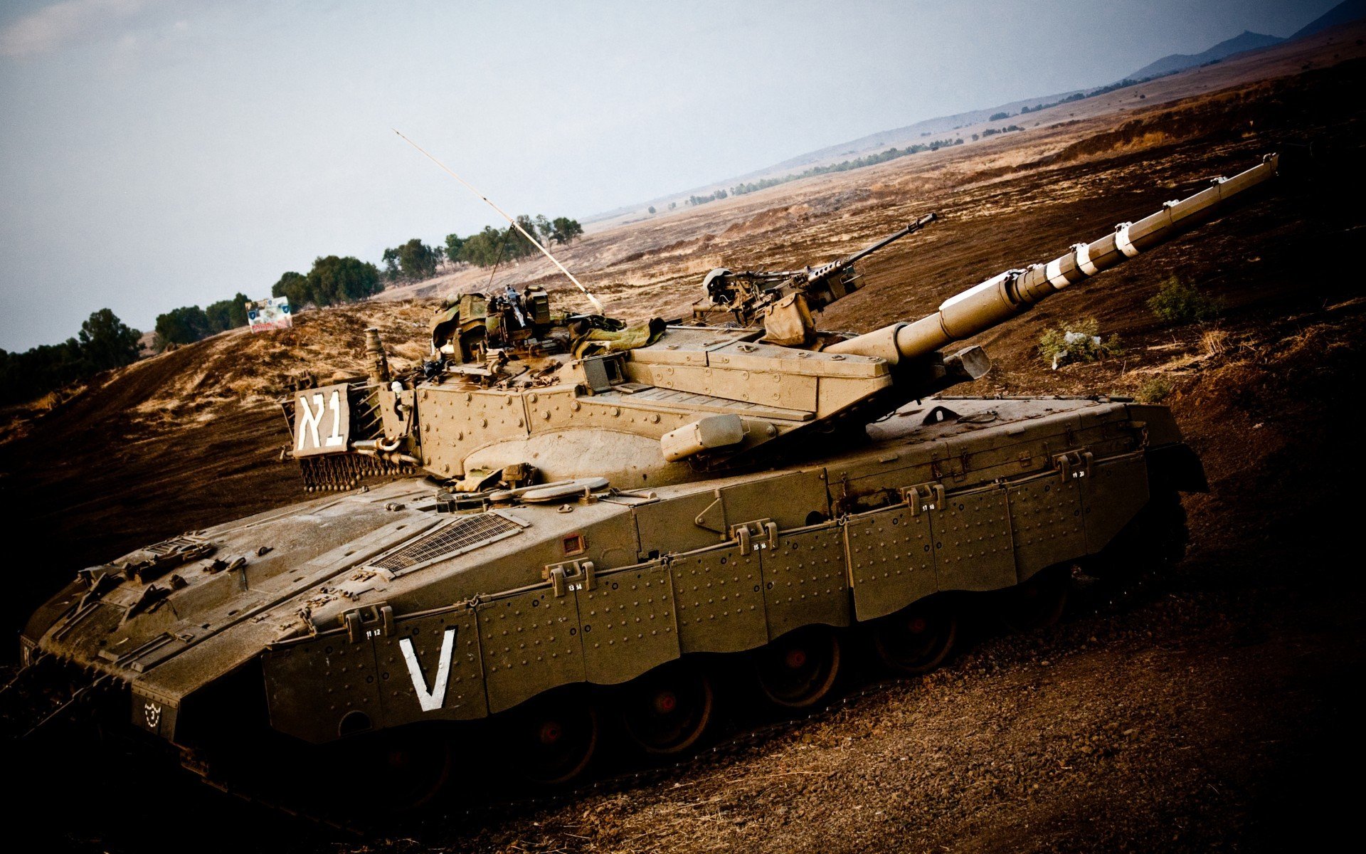 提前下班的魔术师，库里用三记三分让掘金看到绝望